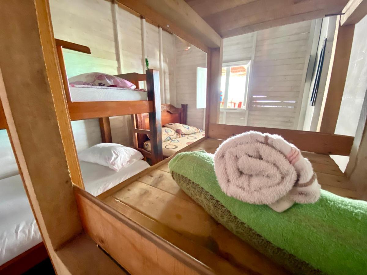 Hostal Paraiso อิสลา เมาคูรา ภายนอก รูปภาพ
