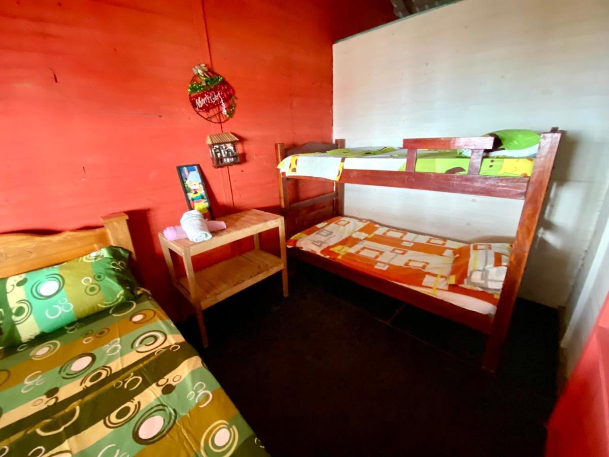 Hostal Paraiso อิสลา เมาคูรา ภายนอก รูปภาพ