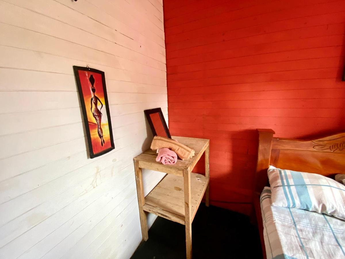 Hostal Paraiso อิสลา เมาคูรา ห้อง รูปภาพ