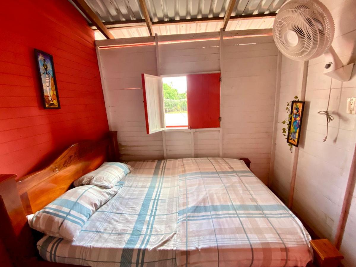Hostal Paraiso อิสลา เมาคูรา ห้อง รูปภาพ